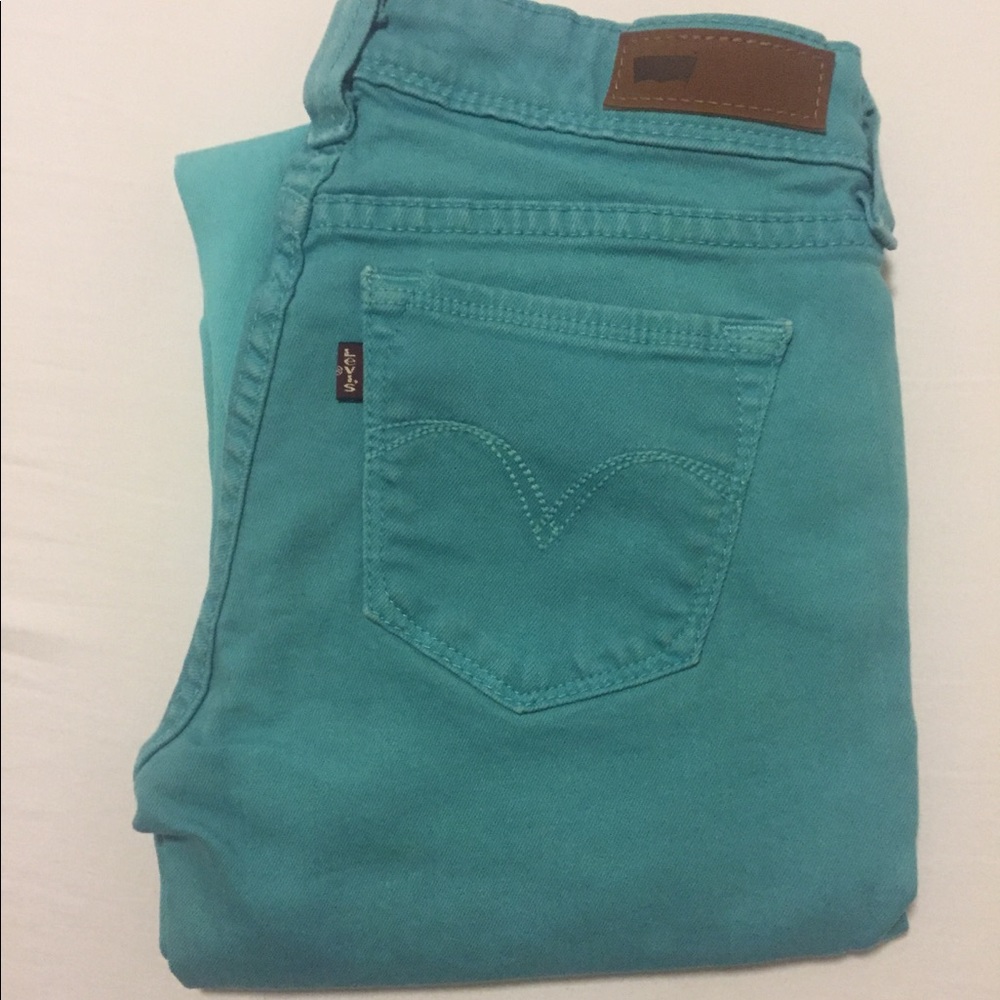 Levi's Skinny Jean in Teal